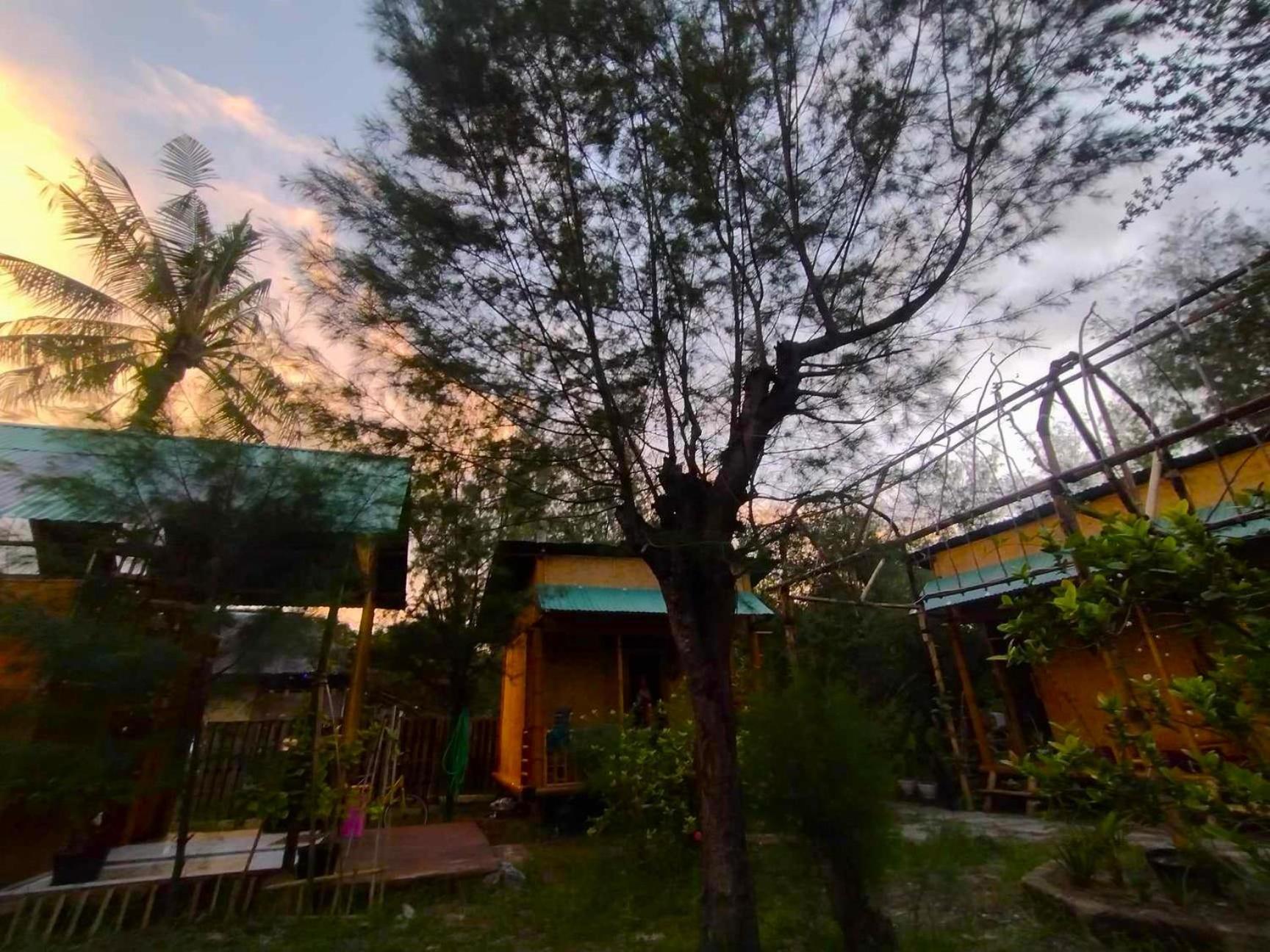 Uncle Hippie'S Dream Hostel Gili Meno Kültér fotó